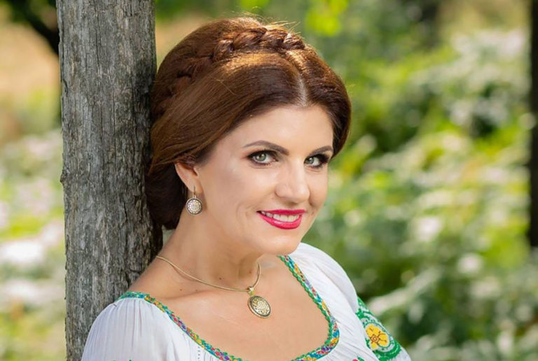 „Pui de mândruțe dorit” un nou cântec al Marianei Ionescu Căpitănescu