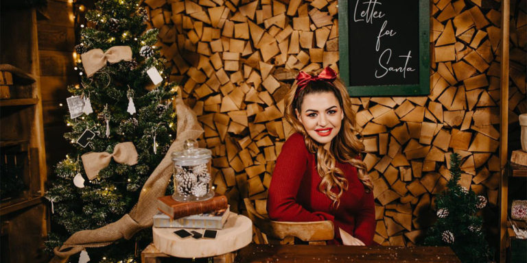 De Crăciun, Claudia Ionaș abordează cu succes muzica ușoară